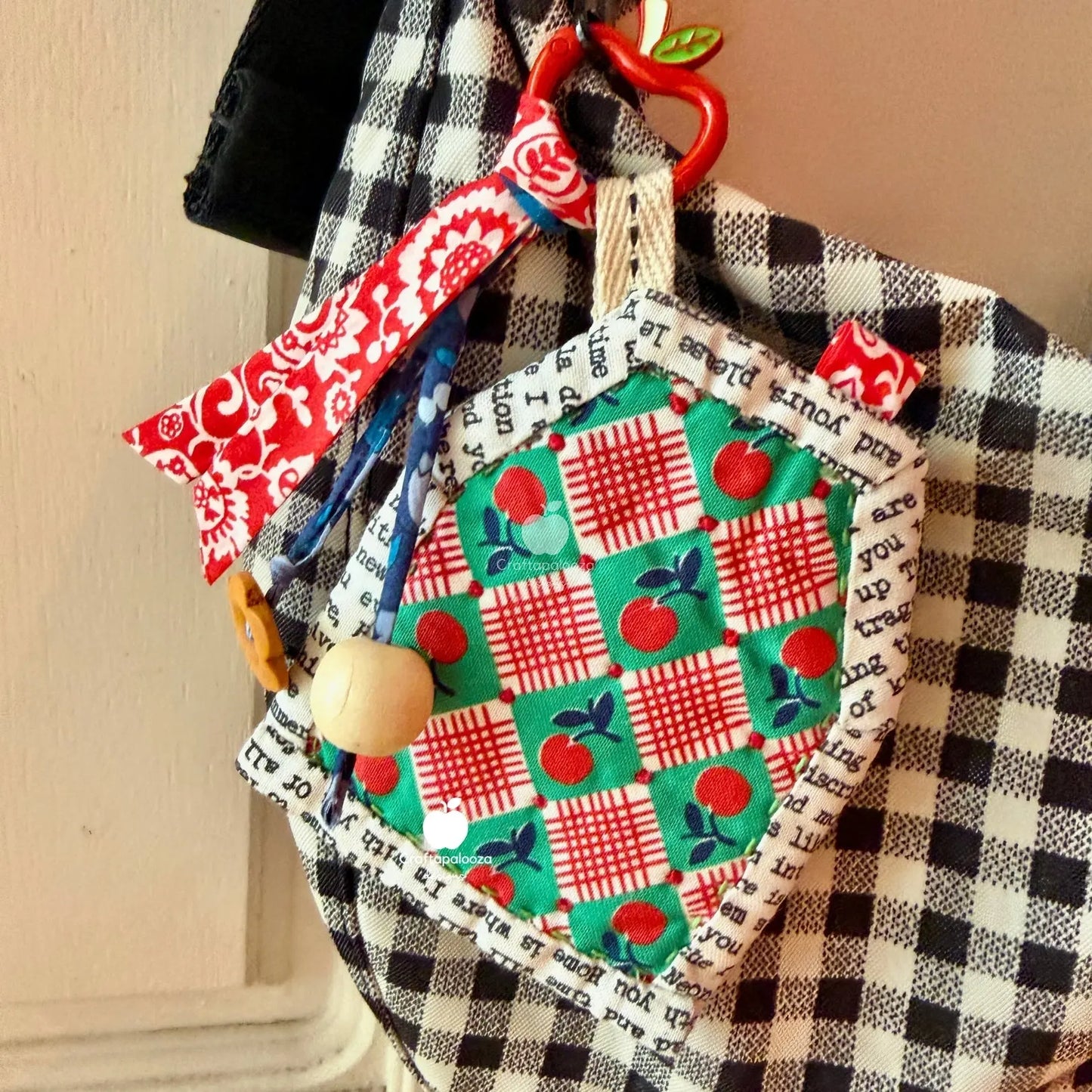 SweetHaus PDF Pattern: Quilt-as-you-go - Bag Charm | Christmas Ornament | Needle Nest