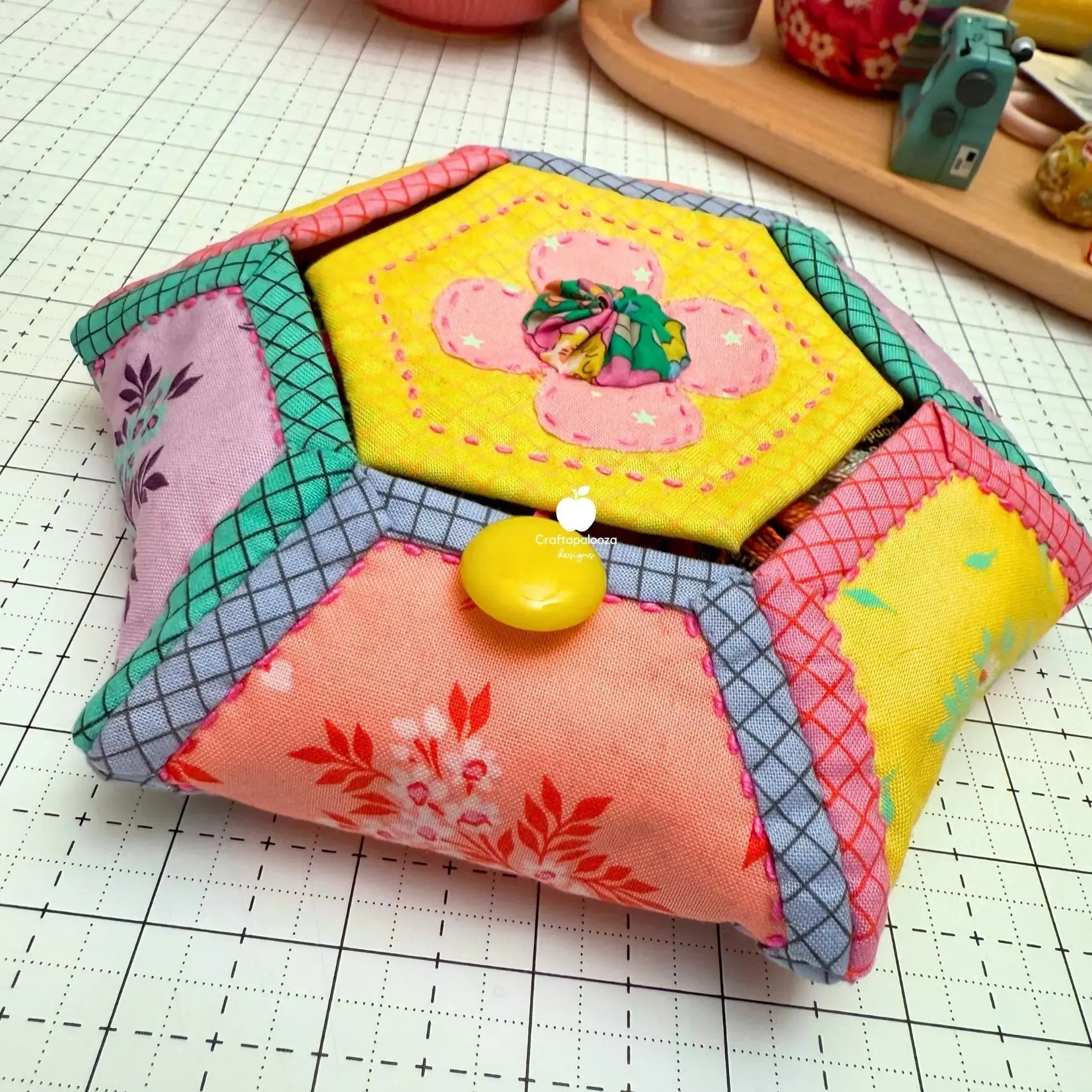 Blossie Basket PDF Pattern - Merry Little ChristmasCraftapalooza DesignsPDF Pattern