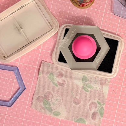 Apple-Lutely Pillow PDF Pattern (18in x 18in/45cm x 45cm) - Hand Sew Hexagons Without Papers