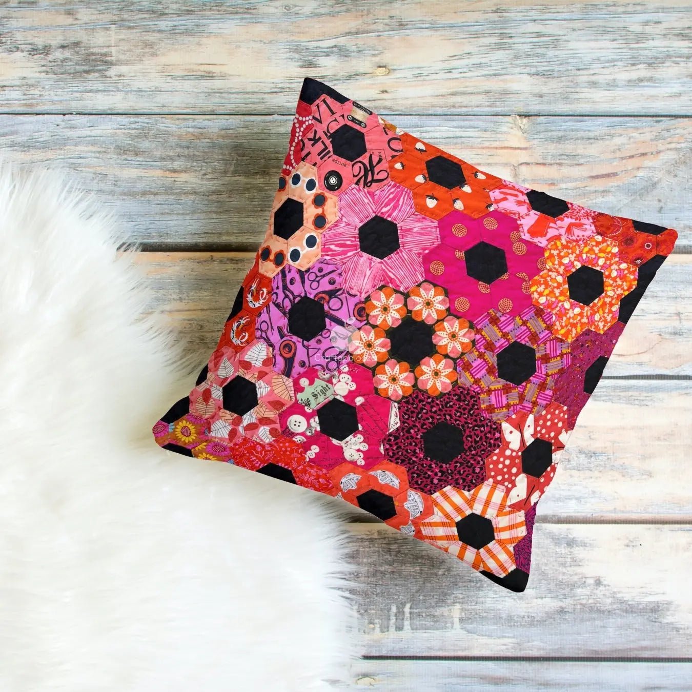 Hey Hexy Pillow PDF Pattern (18in x 18in/45cm x 45cm) - Hand Sew Hexagons Without PapersCraftapalooza DesignsPillow | Cushion