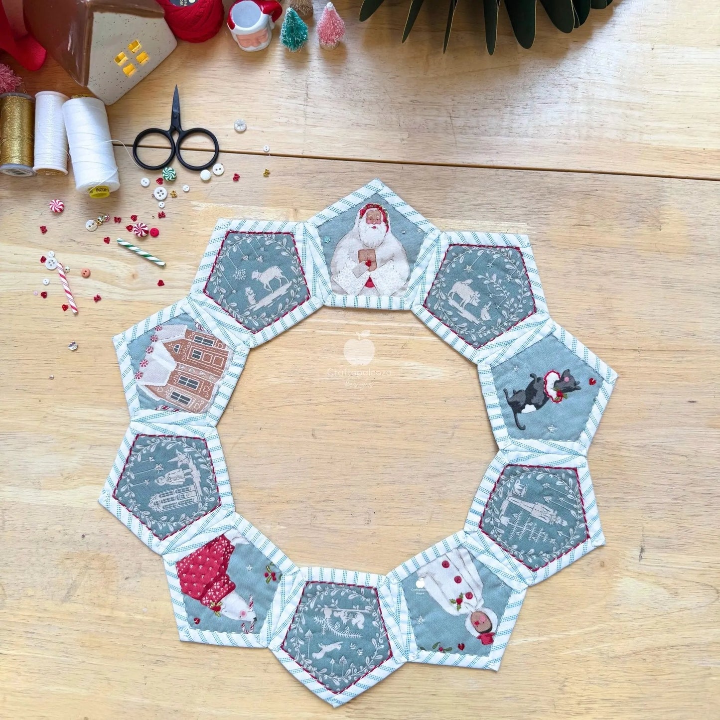 Hollygon Wreath PDF Pattern (Quilt - As - You - Go Wreath or Table Centrepiece)Craftapalooza DesignsPDF Pattern