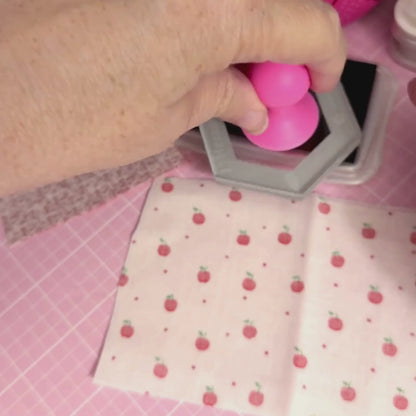 Apple-Lutely Pillow PDF Pattern (18in x 18in/45cm x 45cm) - Hand Sew Hexagons Without Papers